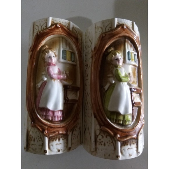 Sears Roebuck and Co, 1978 Vintage Salt and Pepper Shakers - Picture 2 of 5